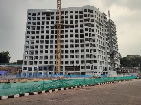 On Going Project The Parc Southcity Apartment 80 ~blog/2022/8/30/whatsapp_image_2022_04_18_at_9_29_40_am_4_1
