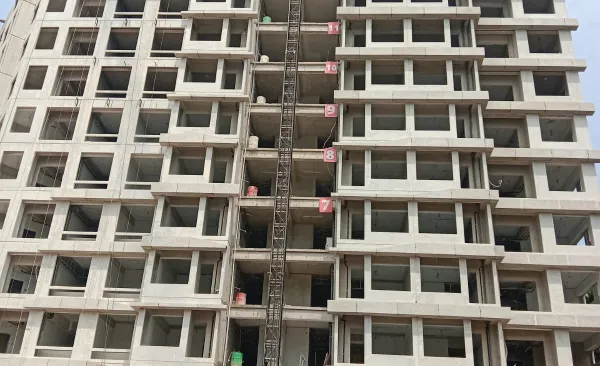 On Going Project The Parc Southcity Apartment 70 ~blog/2022/8/30/whatsapp_image_2022_05_12_at_15_41_47_1_1