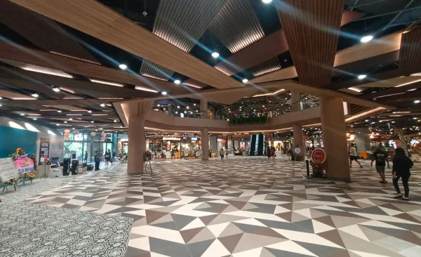 Mall Living World Denpasar Bali 90 ~blog/2023/3/30/lwb6
