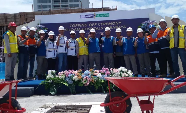 On Going Project Siloam Hospital New Gubeng 37 ~blog/2024/2/21/20_topping_off