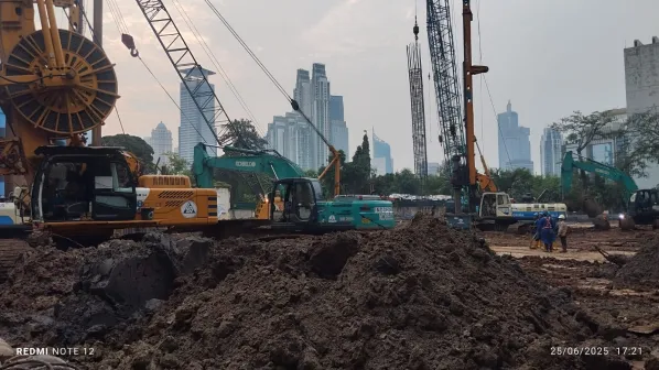 On Going Project Rumah Sakit Pondok Indah Aini, Setiabudi Kuningan, Jakarta 5 ~blog/2025/7/1/install_besi_bp_77_